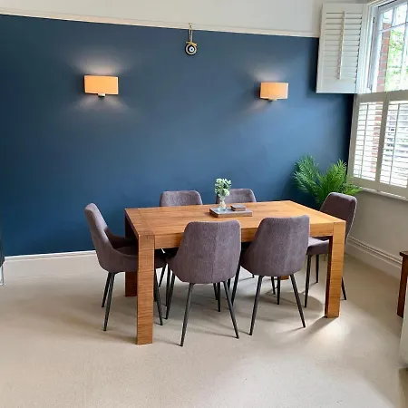 Lovely Newly Refurbished Apartment In Battersea Лондон Экстерьер фото