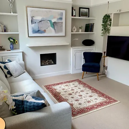 Lovely Newly Refurbished Apartment In Battersea Лондон Экстерьер фото